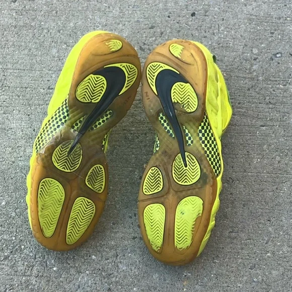NIKE AIR FOAMPOSITE PRO VOLT NEON YELLOW PENNY ONE 1 624041-700